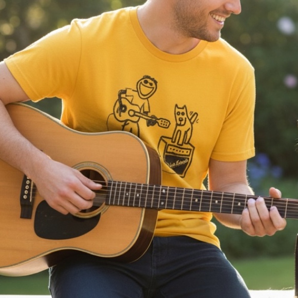 Life is Good Yellow Cool Tee Classic Fit Guitar Jake Dog T-shirt‎